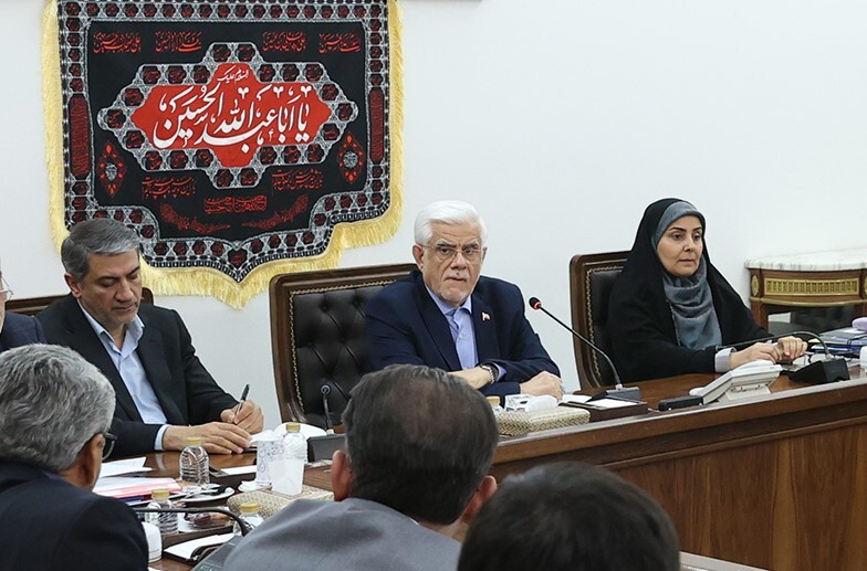 عارف: تامین مسکن مردم یکی از اولویت‌های مهم دولت است