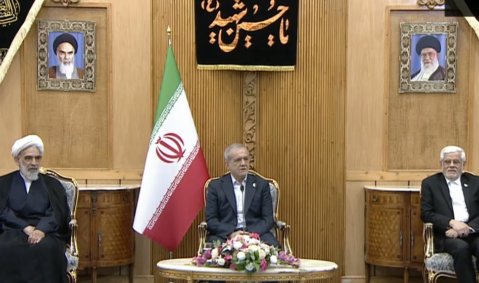 سفر پزشکیان به پاکستان با هدف تجارت ۱۰ میلیارد دلاری