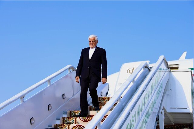 معاون اول رئیس‌جمهور وارد ترکمنستان شد