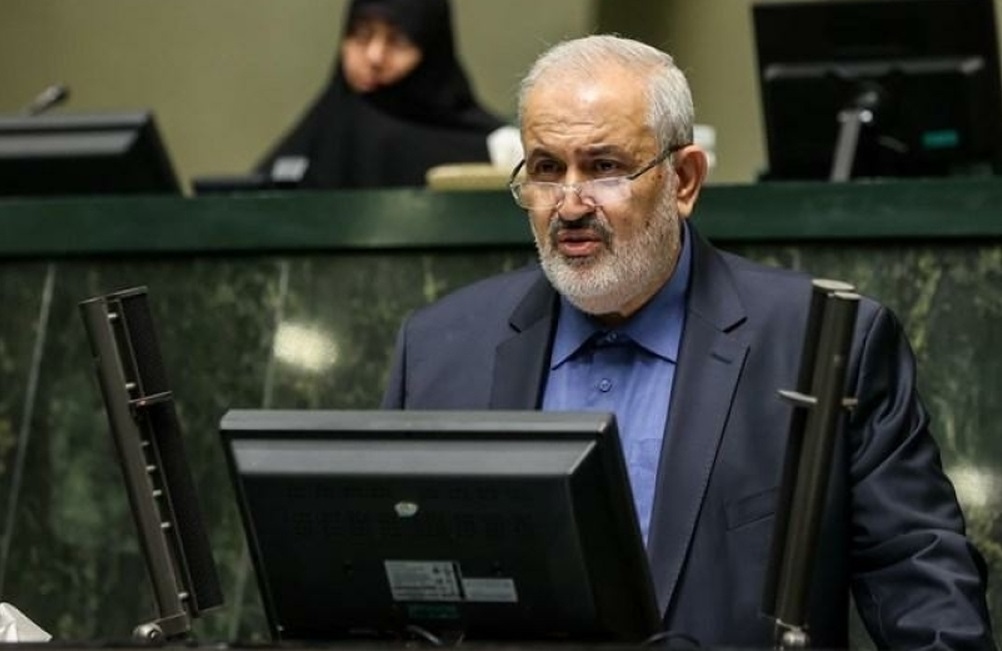 استیضاح؛ راهکاری نمایشی برای مردم بیآب و برق! استیضاح؛ راهکاری نمایشی برای مردم بیآب و برق!