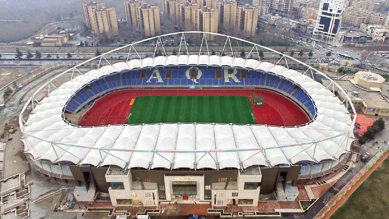 تراکتور - استقلال در ورزشگاه لوکس مشهد؟