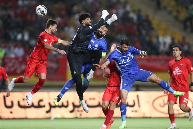 تراکتور - استقلال در تبریز، بدون تماشاگر!