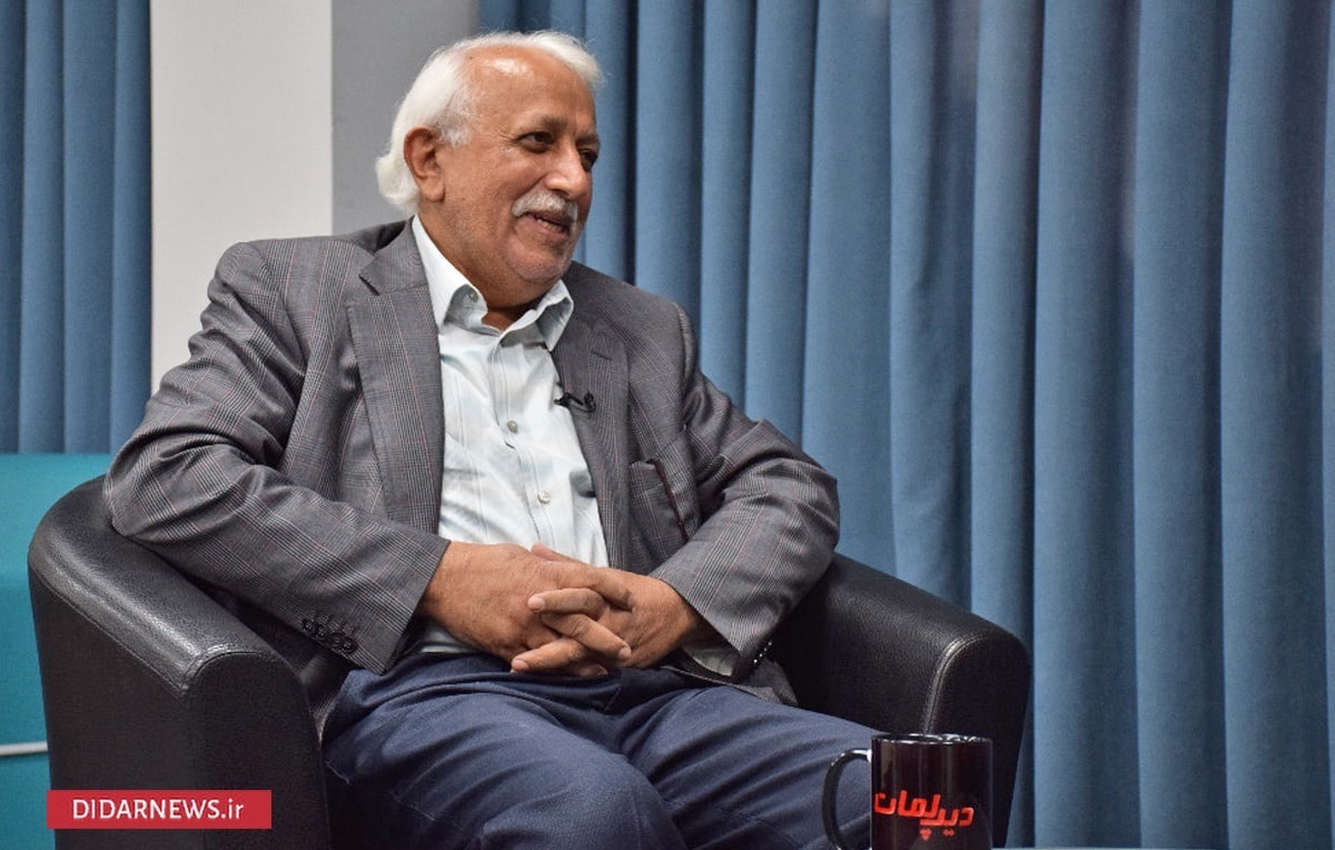 انحصار داشتن سلاح تنها در اختیار دولت است/ شاید آمریکا و اسرائیل به نفع دولت لبنان وارد جنگ شوند