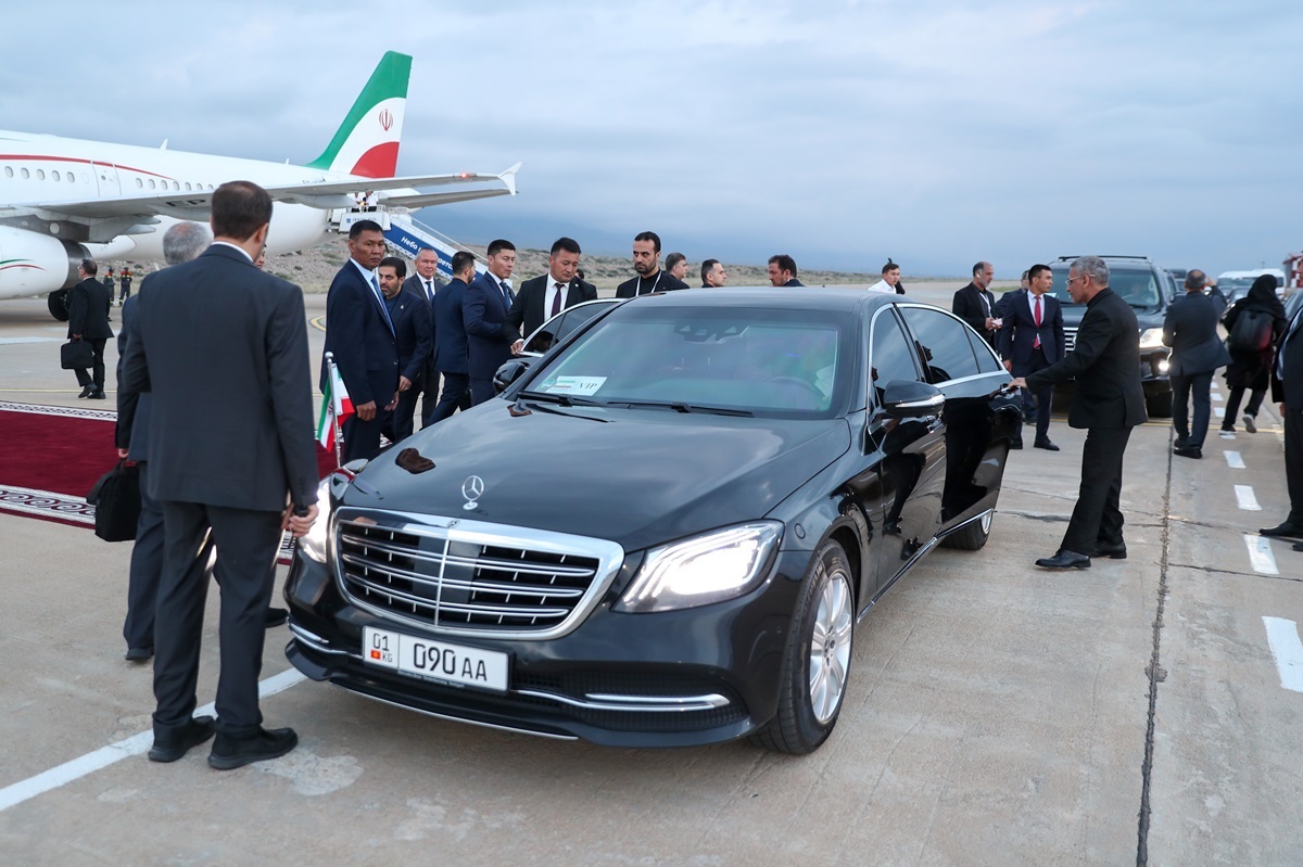 عارف وارد قرقیزستان شد +تصاویر عارف وارد قرقیزستان شد +تصاویر