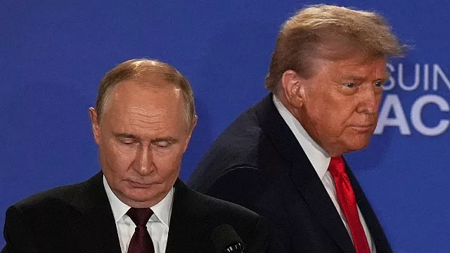 ترامپ: هنوز در «یک مورد بسیار مهم» به توافق نرسیده‌ایم/ پوتین: اگر ترامپ رئيس‌جمهور بود، جنگ نمی‌شد!