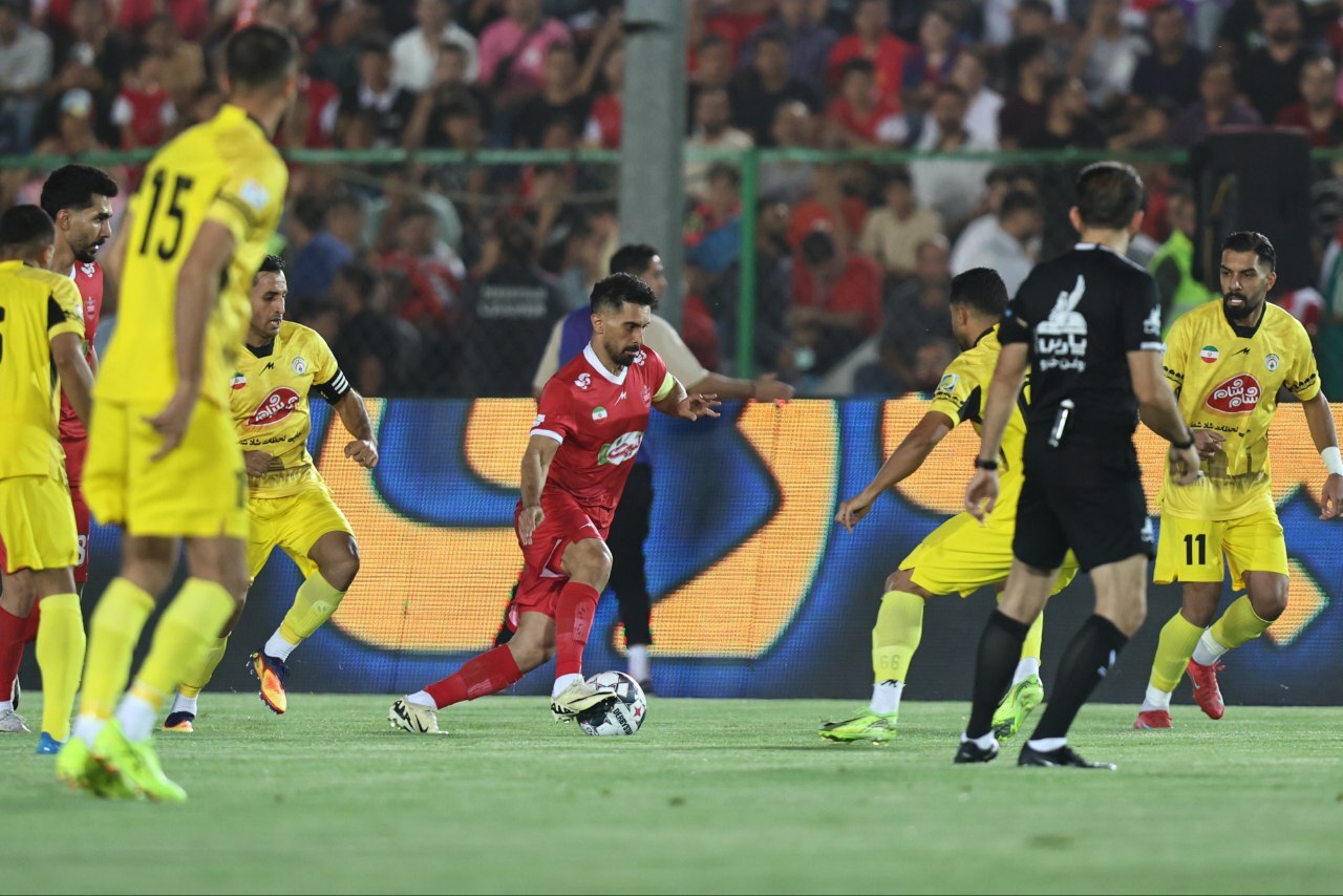 پرسپولیس ۱ - ۱ فجرسپاسی؛ علیپور در نقش فرشته نجات! پرسپولیس ۱ - ۱ فجرسپاسی؛ علیپور در نقش فرشته نجات!