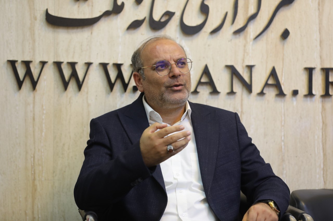 نماینده مجلس: مقایسه پزشکیان با بنیصدر، همصدایی با دشمن است/ انقلابیگری به معنای هوچیگری نیست نماینده مجلس: مقایسه پزشکیان با بنیصدر، همصدایی با دشمن است/ انقلابیگری به معنای هوچیگری نیست