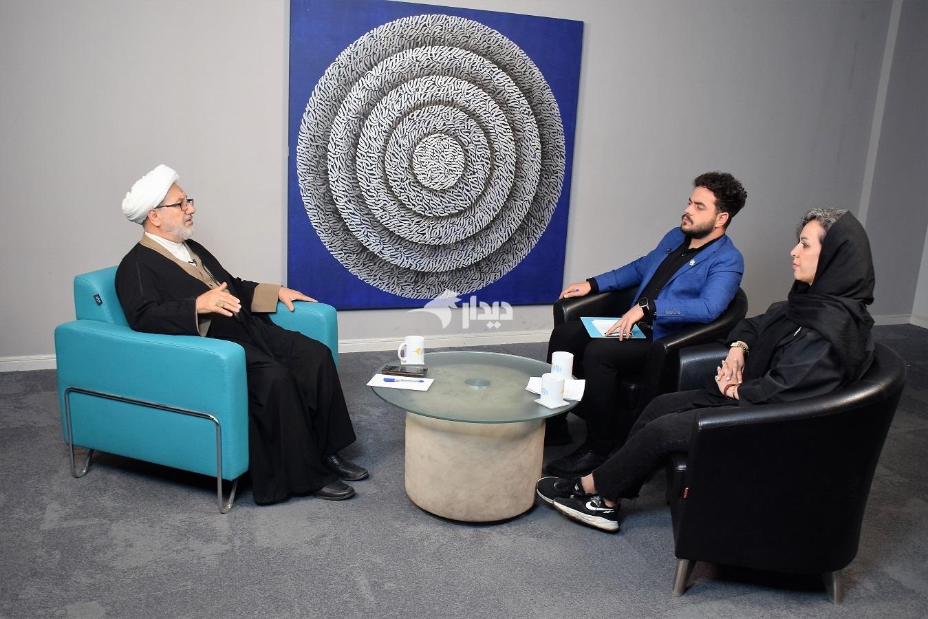 رحمت الله بیگدلی: اگر دنبال نفوذی هستید، ببینید کی لایحه حجاب را نوشت/ تندروها انتقام شکست خود را از مردم می‌گیرند/ دولت پزشکیان تا پایان سال چهارم می‌ماند، مگر به حادثه‌ای ...