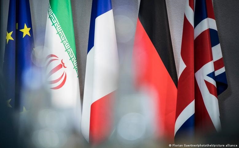 پیشنهاد تروئیکای اروپایی برای تعویق مکانیسم ماشه پیشنهاد تروئیکای اروپایی برای تعویق مکانیسم ماشه