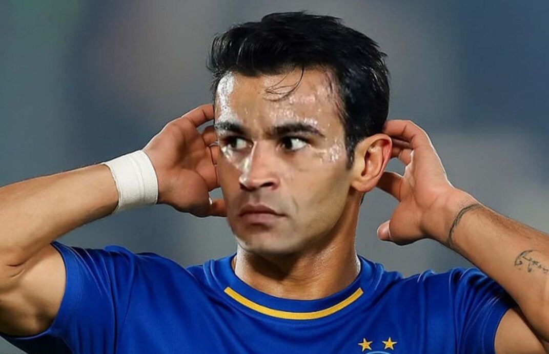 ۱۱ میلیارد، بدون یک ثانیه بازی! ۱۱ میلیارد، بدون یک ثانیه بازی!