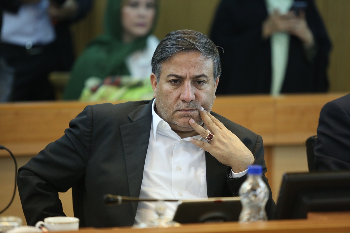 انتقاد عضو جبهه اصلاحات از رفتار وفاقستیز صداوسیما و رسانههای اقتدارگرا انتقاد عضو جبهه اصلاحات از رفتار وفاقستیز صداوسیما و رسانههای اقتدارگرا