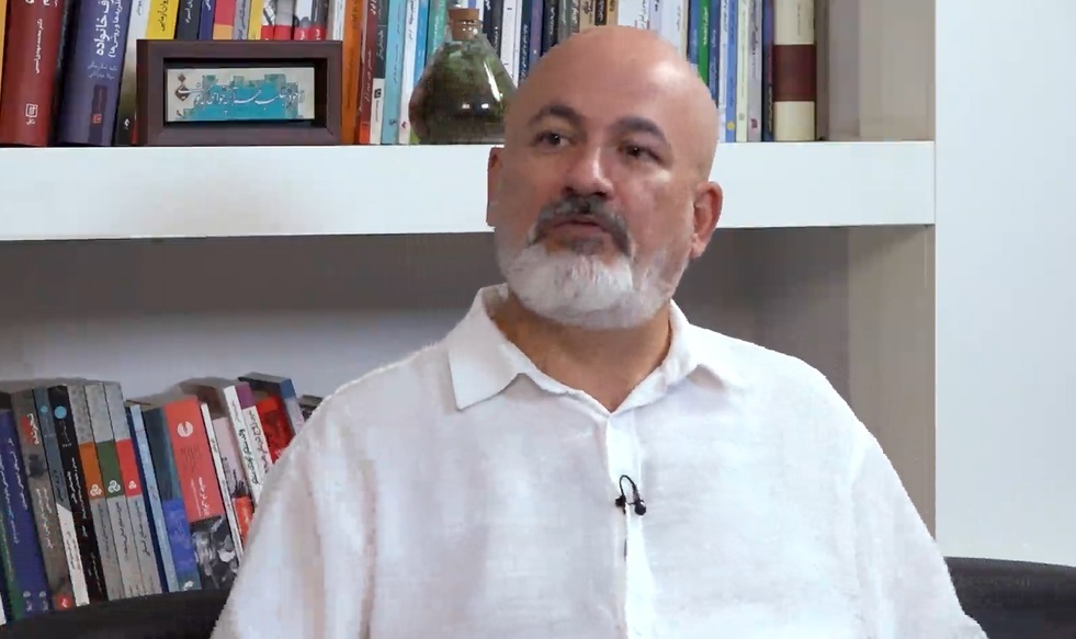 محمد درویش: ۸۰ درصد آب در تهران صرف شرب میشود، نه کشاورزی/مدال برنز فرونشست زمین، نصیب ایران شد/ ورود فاضلاب مشهد به زمینهای کشاورزی کشور را درگیر سونامی سرطان کرده محمد درویش: ۸۰ درصد آب در تهران صرف شرب میشود، نه کشاورزی/مدال برنز فرونشست زمین، نصیب ایران شد/ ورود فاضلاب مشهد به زمینهای کشاورزی کشور را درگیر سونامی سرطان کرده