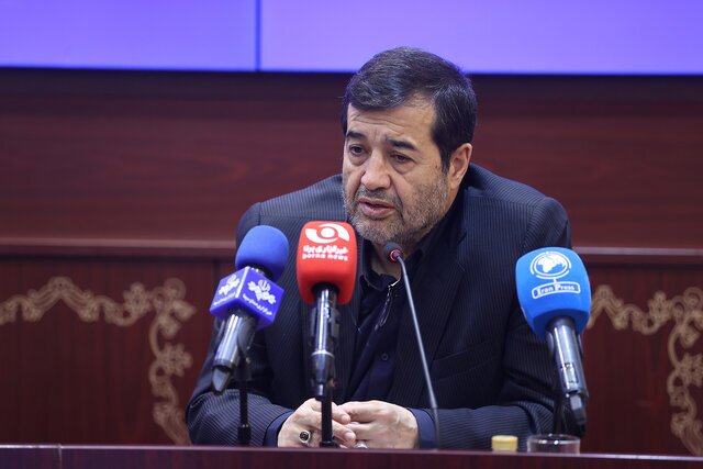 وزیر ورزش: دو نفر از چهار دوومیدانی‌کار ایران در کره هستند