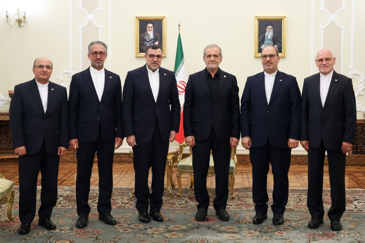 پزشکیان: طالب جنگ نبوده و آماده گفت‌وگو هستیم