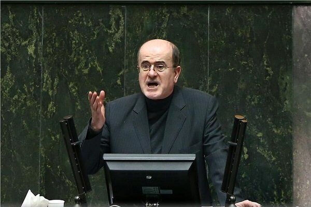 دولت لایحه مقابله با مطالب خلاف واقع را پس بگیرد/ این لایحه هم کم از لایحه حجاب ندارد دولت لایحه مقابله با مطالب خلاف واقع را پس بگیرد/ این لایحه هم کم از لایحه حجاب ندارد