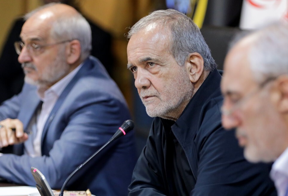 با مشکلات و ناترازیهای جدی در آب، برق، انرژی و پول مواجهیم با مشکلات و ناترازیهای جدی در آب، برق، انرژی و پول مواجهیم