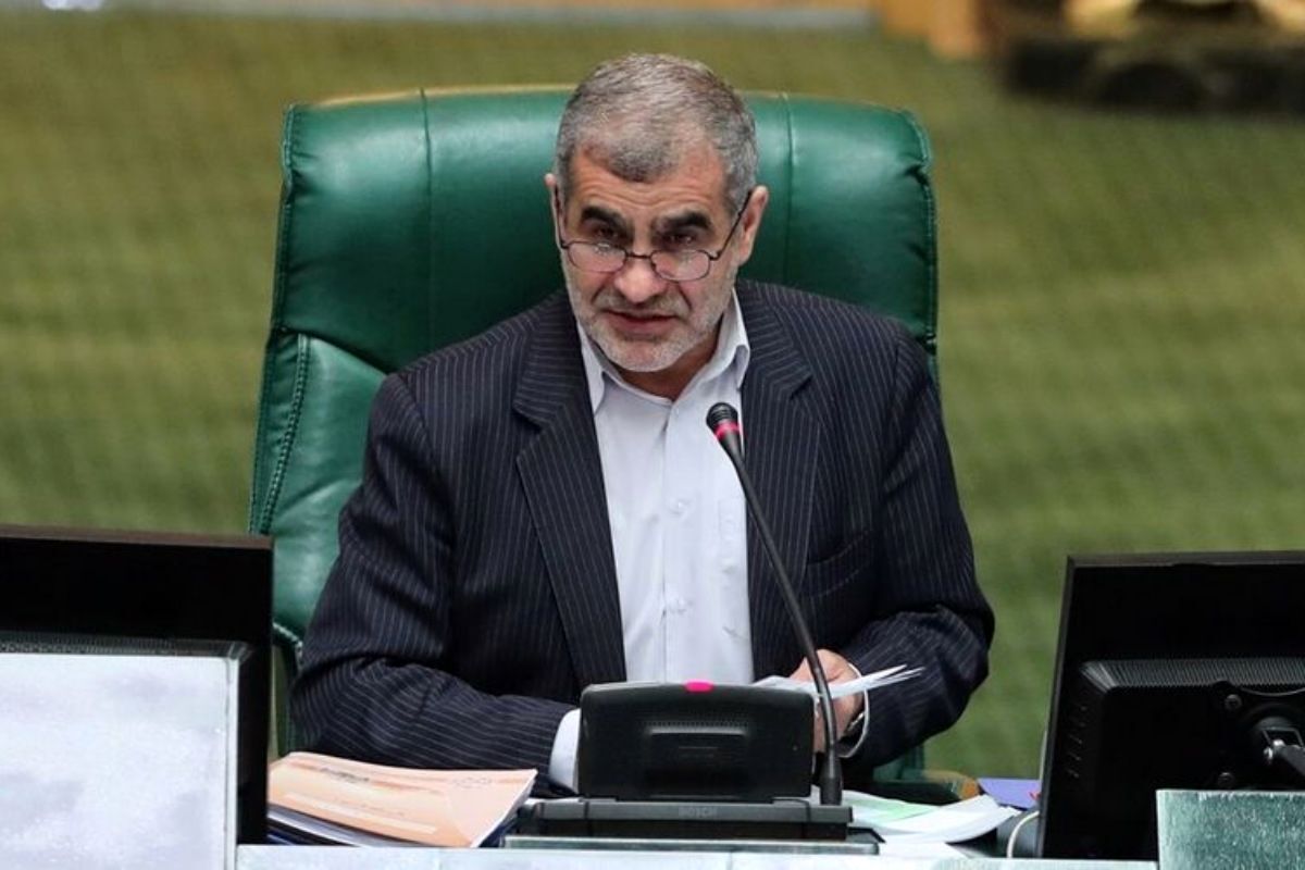 نیکزاد: دولت نامه استرداد لایحه فضای مجازی را به مجلس ارسال کرد