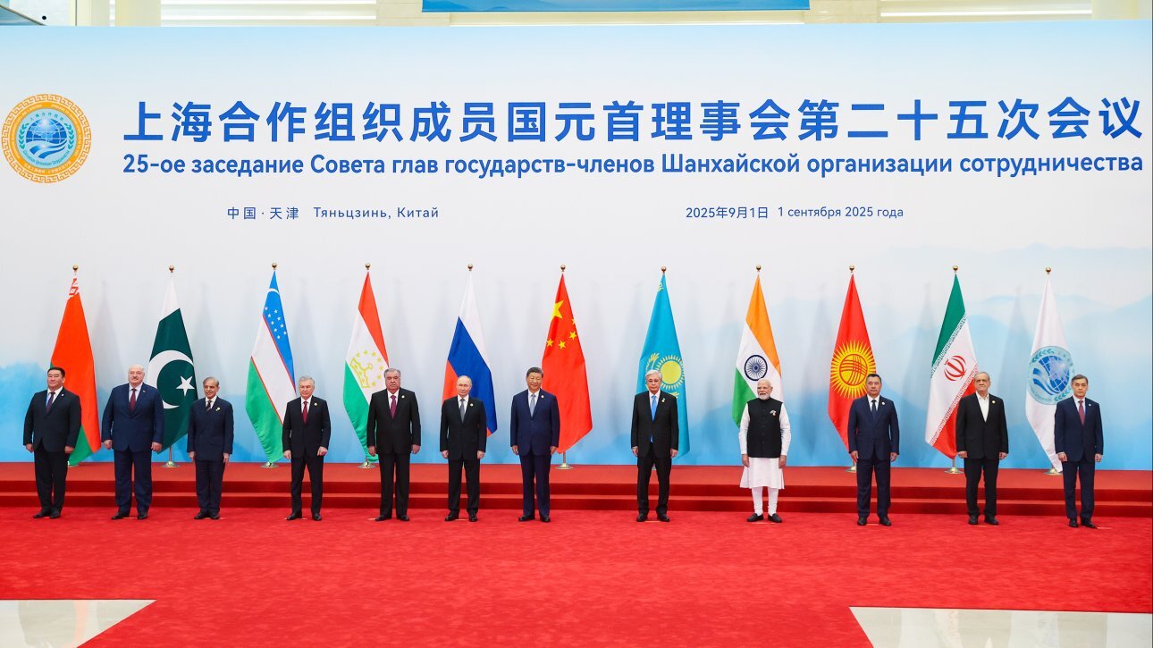 عکس یادگاری اجلاس سران شانگهای با حضور پزشکیان عکس یادگاری اجلاس سران شانگهای با حضور پزشکیان