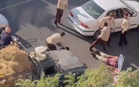 برخورد وحشیانه ماموران شهرداری با فروشندگان خیابانی +ویدیو