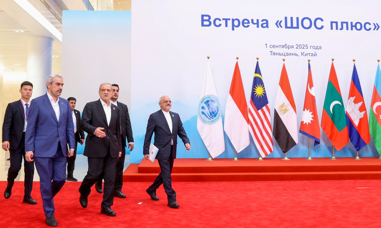 اسنپ‌بک روی میز شانگهای