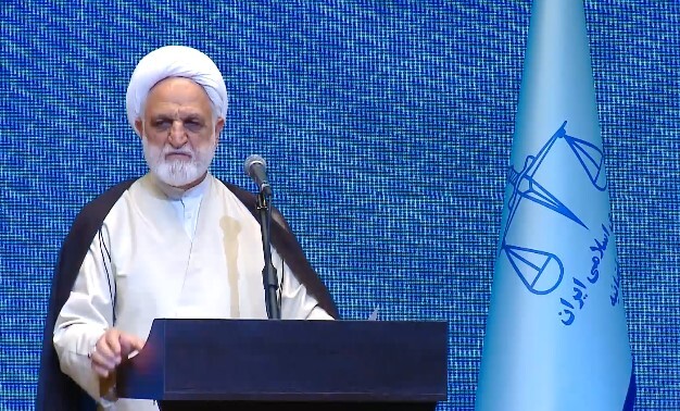 رئیس عدلیه: افرادیکه زندان رفتنشان ضرورت ندارد، نباید بازداشت بمانند رئیس عدلیه: افرادیکه زندان رفتنشان ضرورت ندارد، نباید بازداشت بمانند