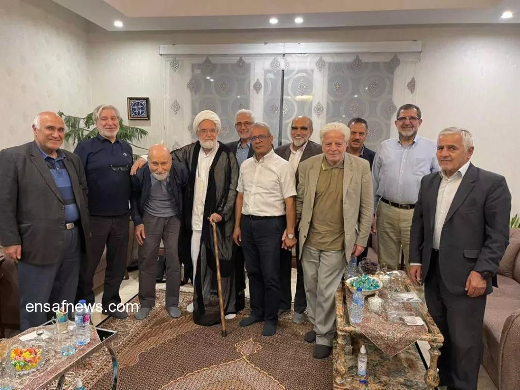 مهدی کروبی: مردم انقلاب نکردند که در زمستان گاز و در تابستان آب و برق نداشته باشند مهدی کروبی: مردم انقلاب نکردند که در زمستان گاز و در تابستان آب و برق نداشته باشند