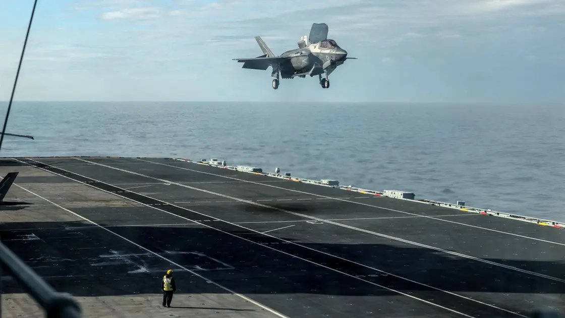 هشدار ترامپ به ونزوئلا؛ مادورو خواستار خودداری از درگیری نظامی شد هشدار ترامپ به ونزوئلا؛ مادورو خواستار خودداری از درگیری نظامی شد