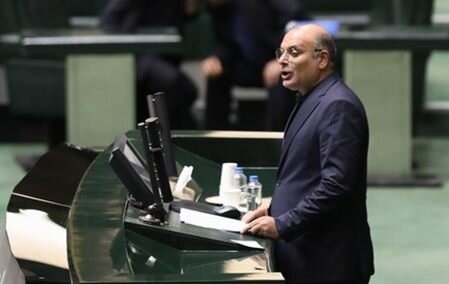 انتقاد از بیتوجهی به لرستان؛ جنگ تمام شد، یک عده به تنظیمات کارخانه برگشتند انتقاد از بیتوجهی به لرستان؛ جنگ تمام شد، یک عده به تنظیمات کارخانه برگشتند