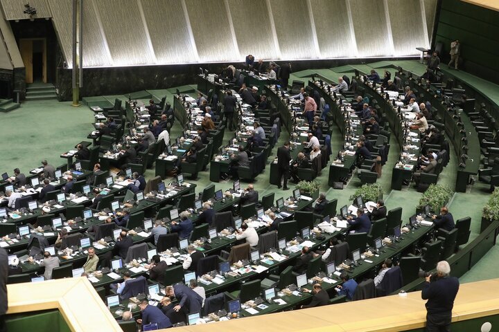 راهکار مجلس برای حق پخش چیست؟