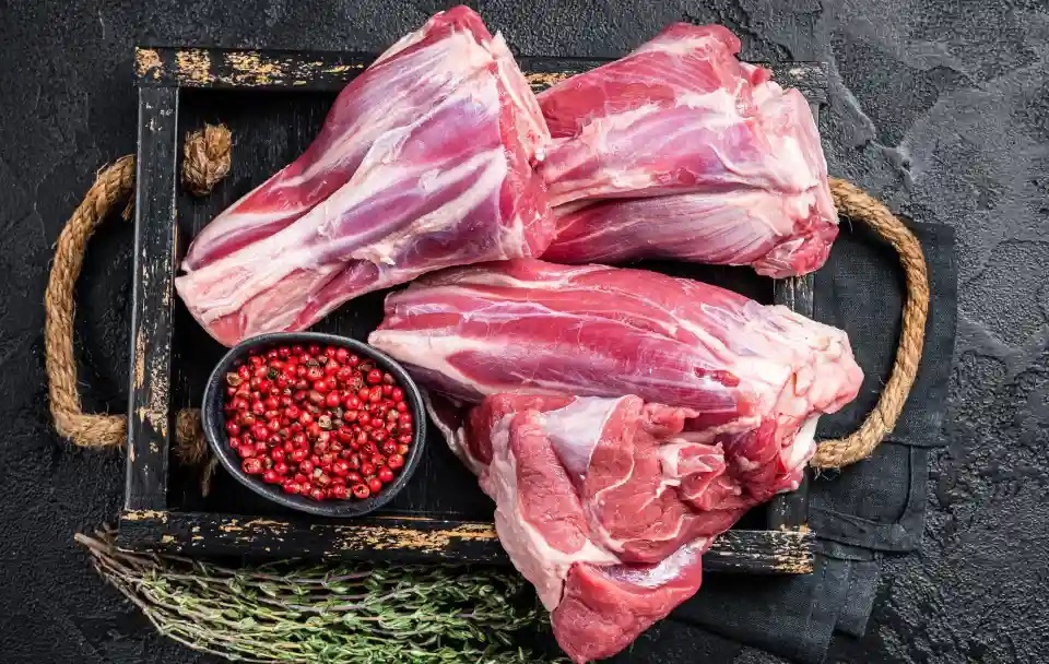 گرانی در بازار گوشت؛ ران گوسفند یک میلیون و ۶۰ هزار تومان گرانی در بازار گوشت؛ ران گوسفند یک میلیون و ۶۰ هزار تومان