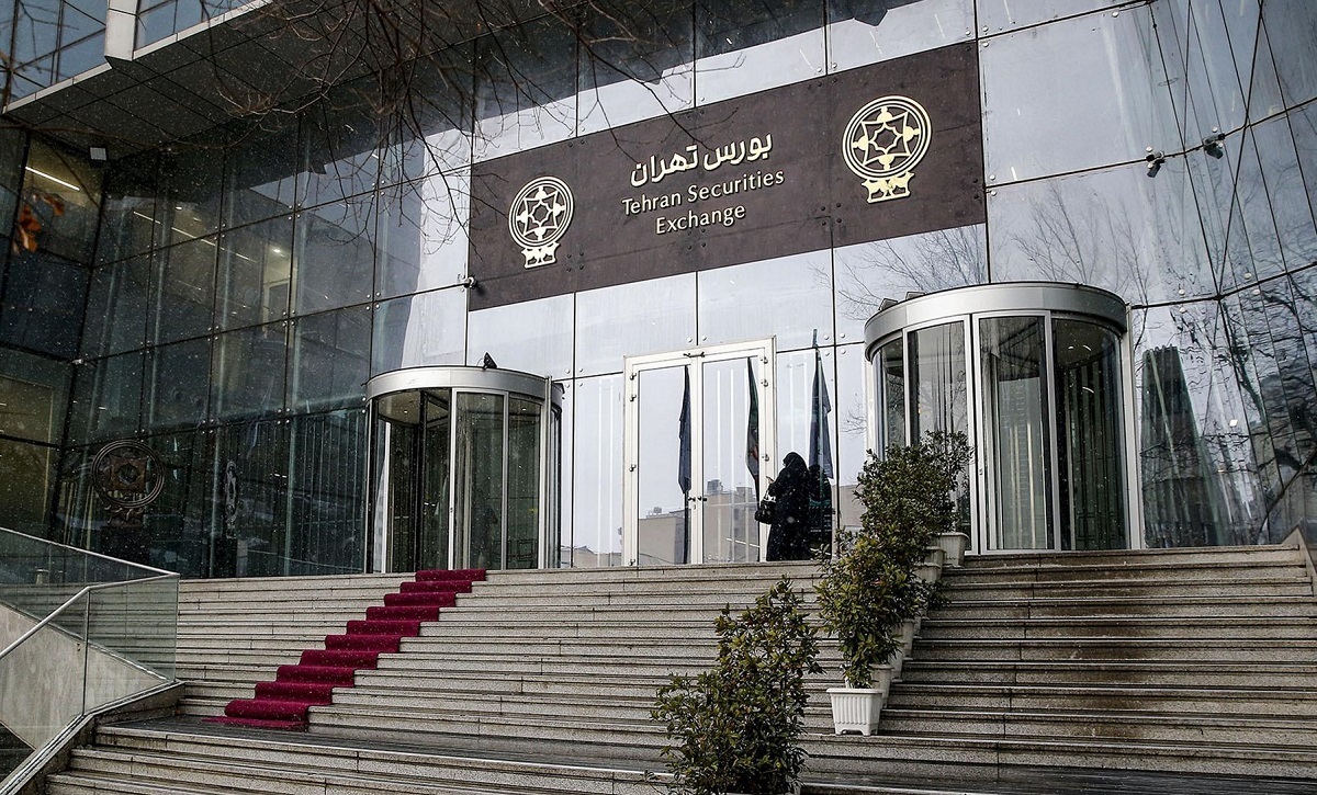 بازگشت تحریمها، فروش شرکتها را فلج میکند بازگشت تحریمها، فروش شرکتها را فلج میکند