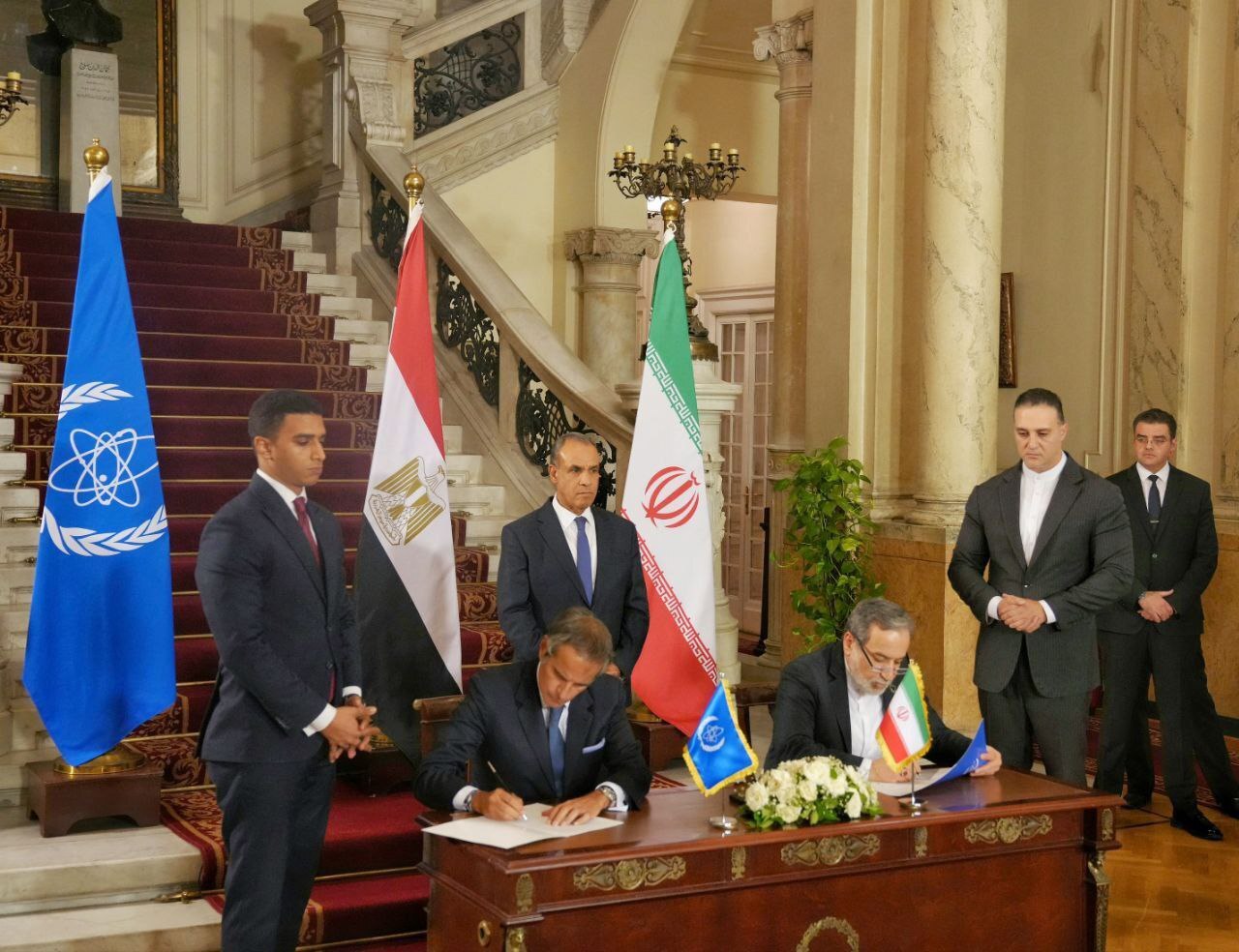 توافق ایران و آژانس؛ گامی مهم برای دیپلماسی هستهای توافق ایران و آژانس؛ گامی مهم برای دیپلماسی هستهای