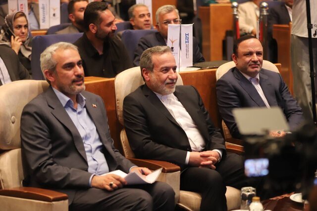 چارچوبهای جدید برای معاونت دیپلماسی اقتصادی چارچوبهای جدید برای معاونت دیپلماسی اقتصادی