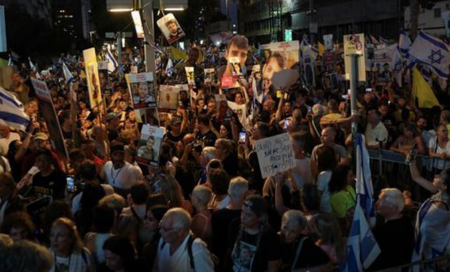 تظاهرات گسترده در تل‌آویو؛ معترضان خواستار پایان جنگ شدند