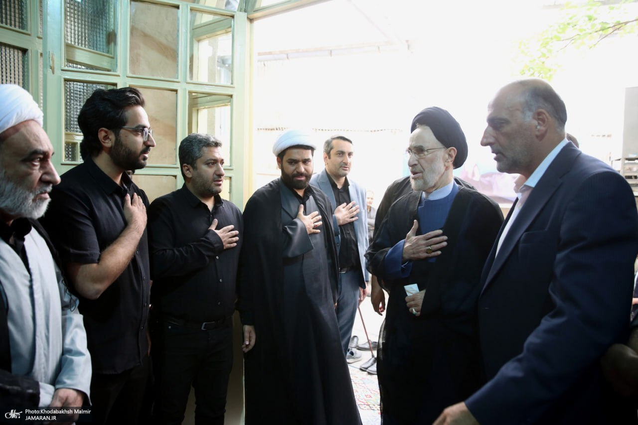 حضور محمد خاتمی در مراسم تشییع مرحوم جماعتی +عکس حضور محمد خاتمی در مراسم تشییع مرحوم جماعتی +عکس