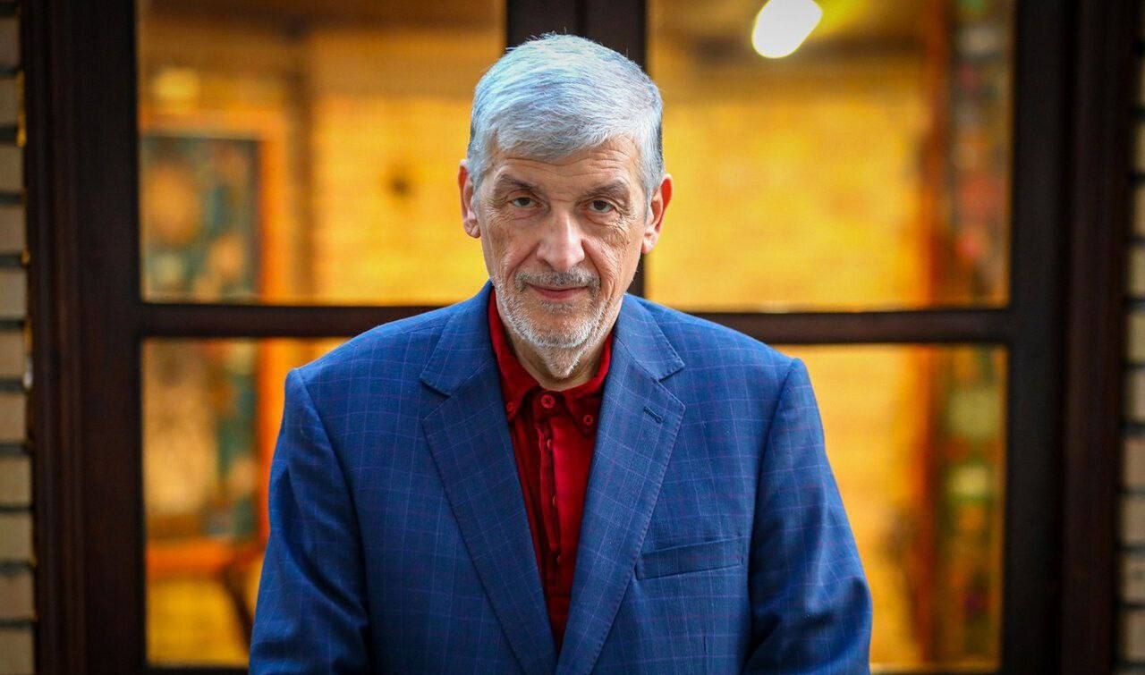 «کاسبان تحریم»؛ راهبرد تندروها انزوای ایران است