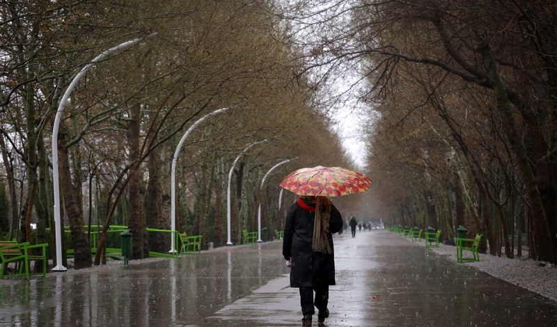 هوای بارانی در گیلان و مازندران/ آسمان صاف در پایتخت هوای بارانی در گیلان و مازندران/ آسمان صاف در پایتخت