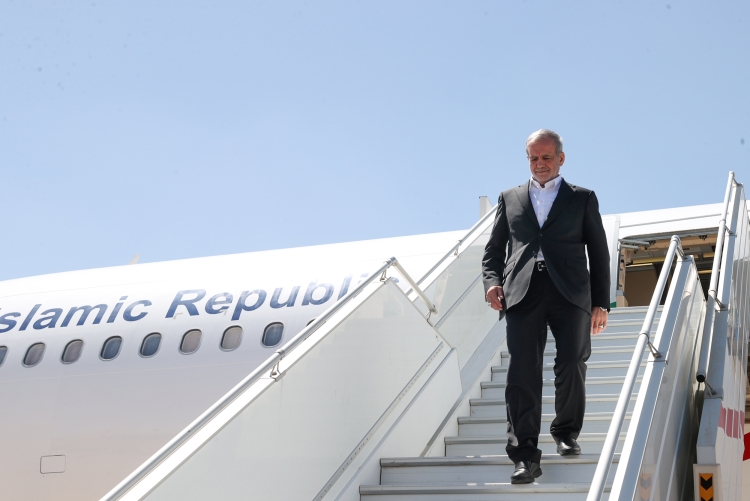 پزشکیان وارد دوحه پایتخت قطر شد