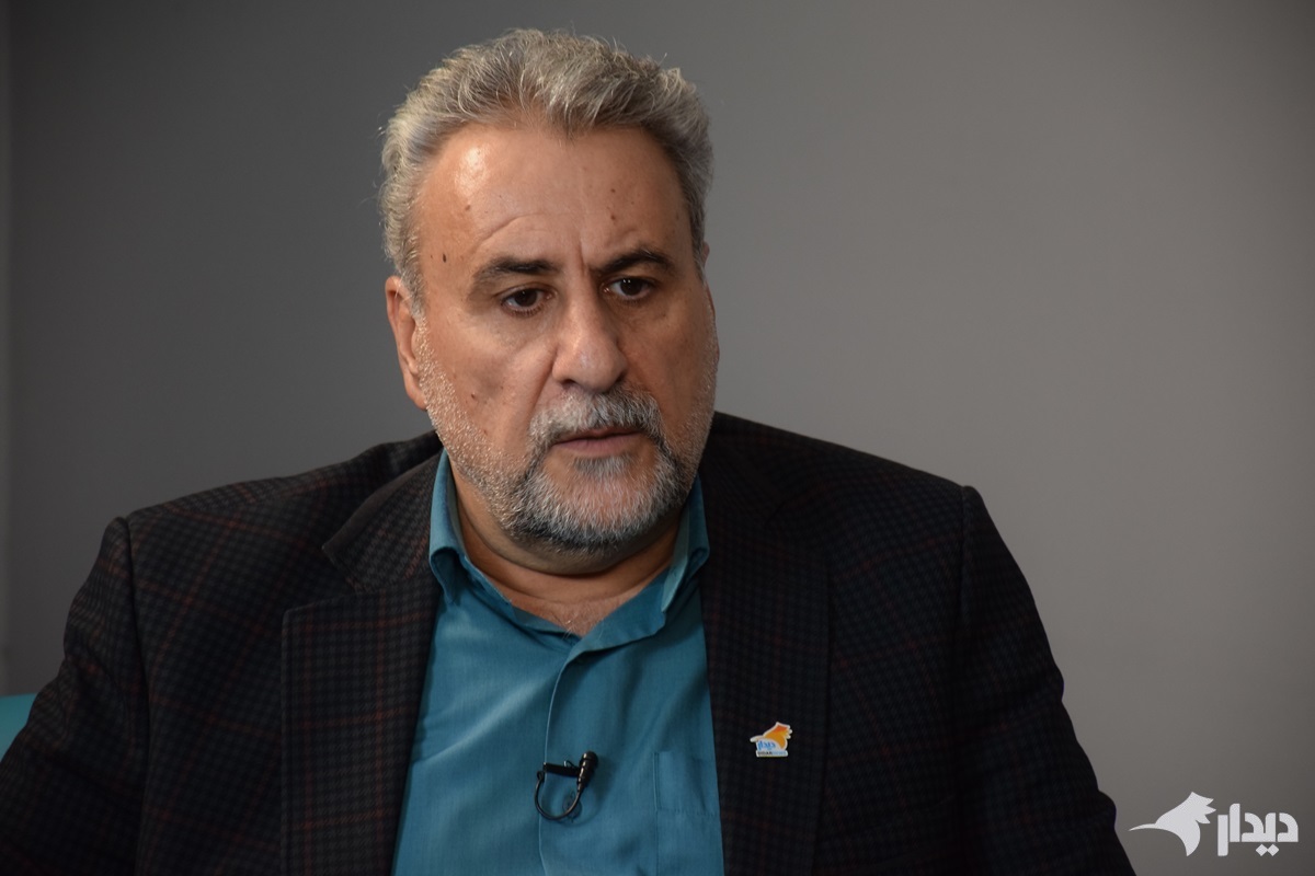 حشمتالله فلاحتپیشه: بابک زنجانی، نام بزرگی است که بسیاری افراد پشت او پنهان شدهاند/ آینده ثابت خواهد کرد روسها در جنگ دوازده روزه به اسرائیل کمک کردند/ واژه دشمن را از تندروها بگیرید، دچار لکنت خواهند شد/ کسانی که مردم را مشغول ناکجاآباد کردند، خودشان در سعادتآباد خانه میساختند! حشمتالله فلاحتپیشه: بابک زنجانی، نام بزرگی است که بسیاری افراد پشت او پنهان شدهاند/ آینده ثابت خواهد کرد روسها در جنگ دوازده روزه به اسرائیل کمک کردند/ واژه دشمن را از تندروها بگیرید، دچار لکنت خواهند شد/ کسانی که مردم را مشغول ناکجاآباد کردند، خودشان در سعادتآباد خانه میساختند!