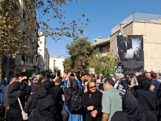 «ثمینه باغچه‌بان» به خانه ابدی بدرقه شد