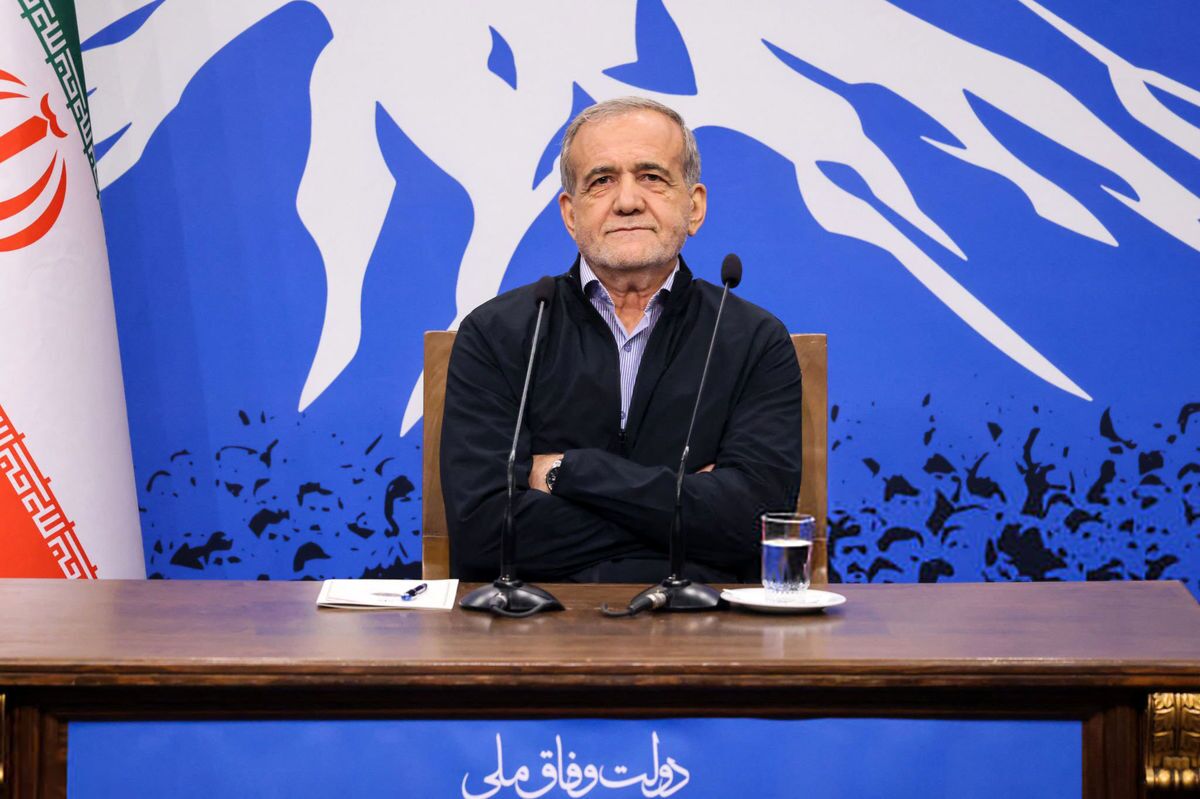 نشست خبری رئیسجمهور هفته آینده برگزار میشود نشست خبری رئیسجمهور هفته آینده برگزار میشود