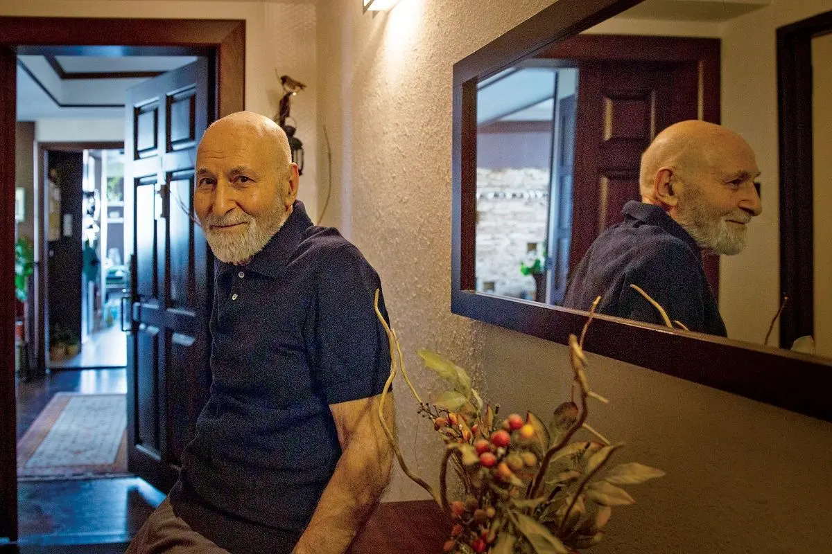 از رای دادن به پزشکیان پشیمان نیستم/ جمهوری اسلامی باید تعلیق داوطلبانه غنی‌سازی را بپذیرد/ سقوط بالگرد رئیسی تصادفی نبود