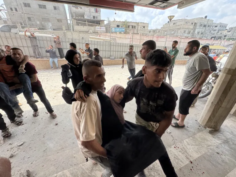 حمله به «بیمارستان ناصر»، جنایتی تازه از اسرائیلی‌ها