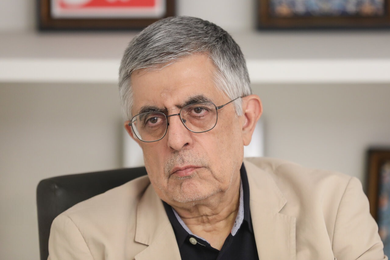 پیشنهادها به مسافر نیویورک؛ پزشکیان میتواند با تائید رهبری با ترامپ دیدار کند پیشنهادها به مسافر نیویورک؛ پزشکیان میتواند با تائید رهبری با ترامپ دیدار کند