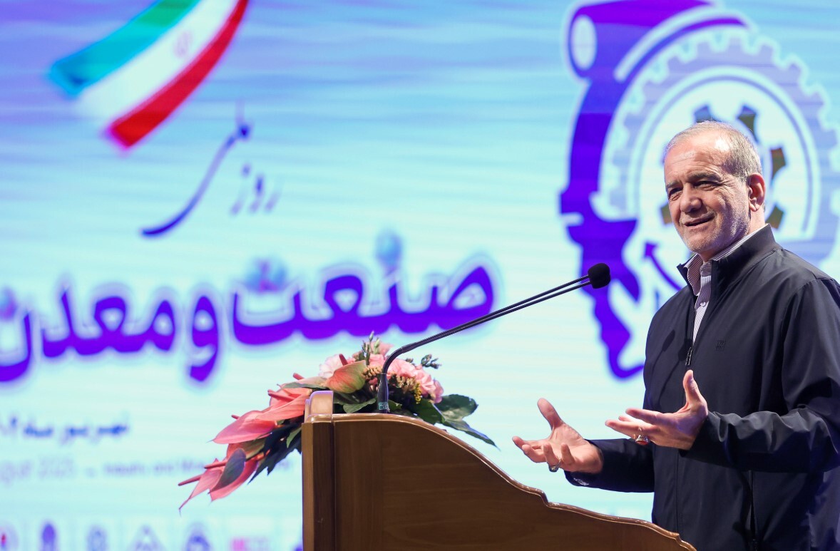 پزشکیان: مشکل آب با دستور حل نمیشود، کشور فقیری نیستیم پزشکیان: مشکل آب با دستور حل نمیشود، کشور فقیری نیستیم