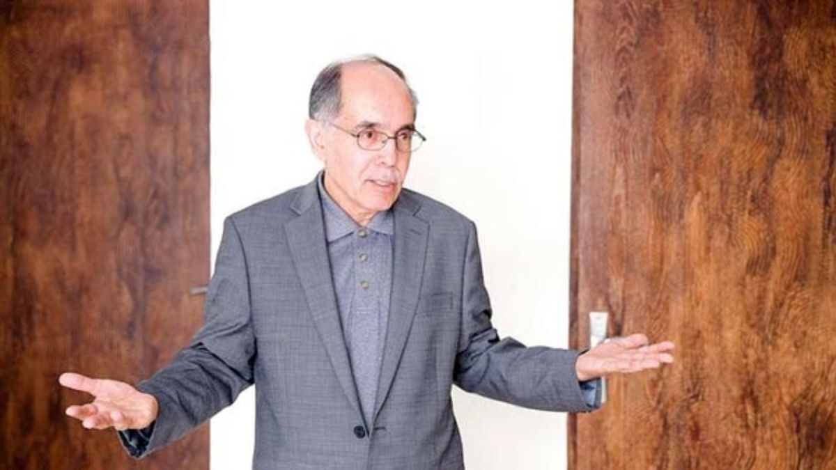 کوروش احمدی: شواهد از موافقت اروپا با پیشنویس روسیه حکایت ندارد/ فعال شدن مکانیسم ماشه، احتمال حمله مجدد اسرائیل به ایران را افزایش میدهد/ آنها که در صدا و سیما از مرگ و شیون برای یک بار حرف میزنند؛ خودشان به مرگ تن بدهند، نه مردم! کوروش احمدی: شواهد از موافقت اروپا با پیشنویس روسیه حکایت ندارد/ فعال شدن مکانیسم ماشه، احتمال حمله مجدد اسرائیل به ایران را افزایش میدهد/ آنها که در صدا و سیما از مرگ و شیون برای یک بار حرف میزنند؛ خودشان به مرگ تن بدهند، نه مردم!