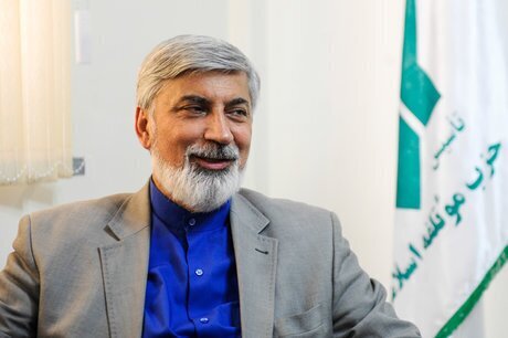 عضو حزب موتلفه: اختلافافکنی و تضعیف دولت، به دشمن کمک میکند عضو حزب موتلفه: اختلافافکنی و تضعیف دولت، به دشمن کمک میکند