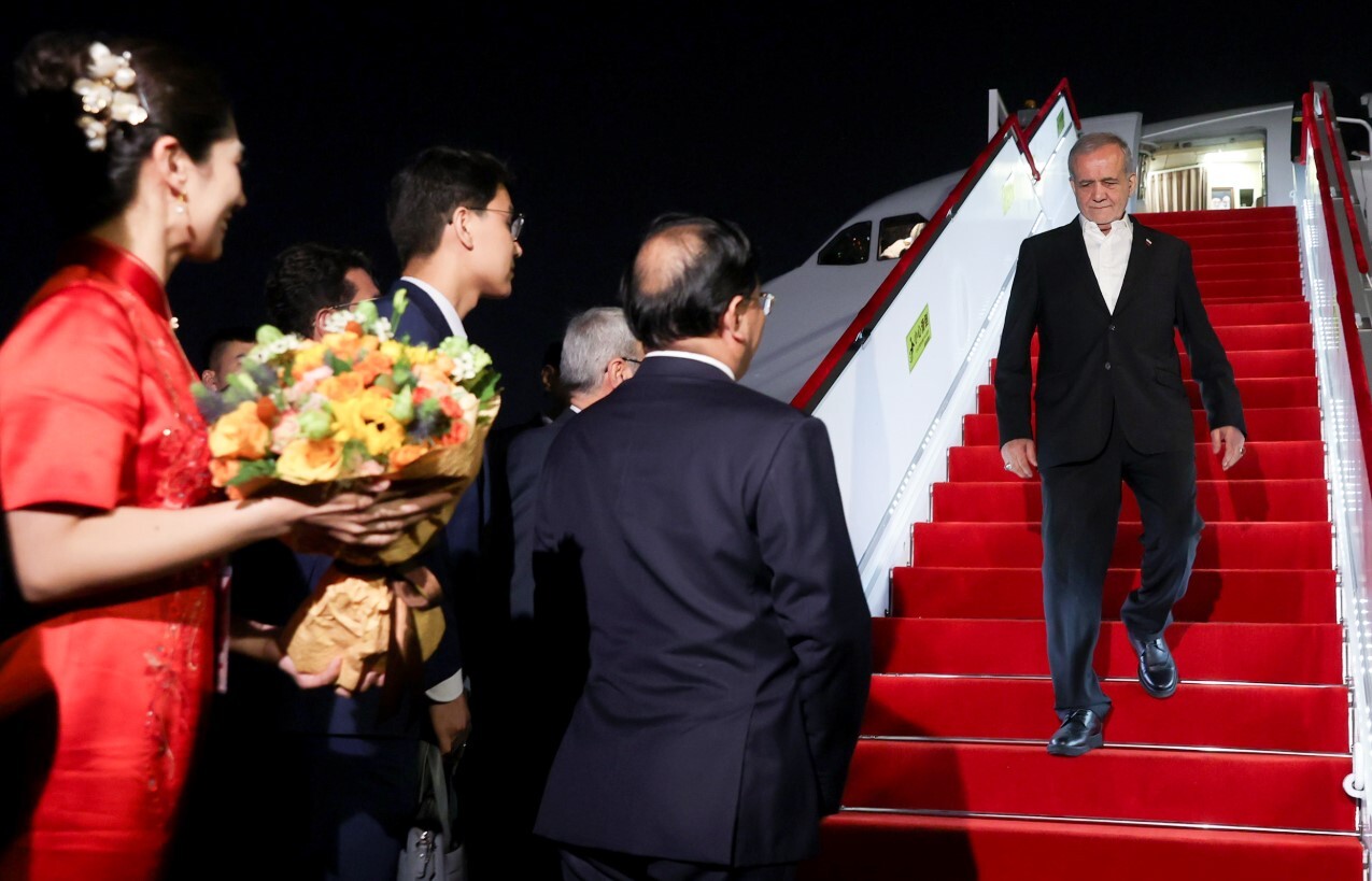 پزشکیان وارد چین شد +تصاویر