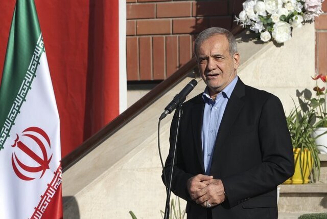 سال تحصیلی جدید با حضور پزشکیان آغاز شد/ چند توصیه رئیس‌جمهور +ویدیو