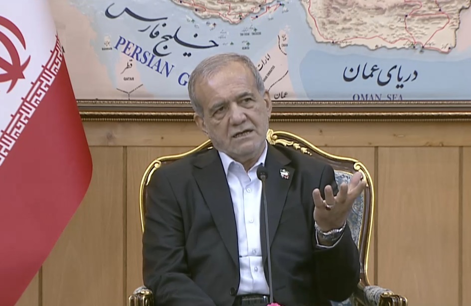 رئیسجمهور پیش از سفر به نیویورک؛ با کشورهای زورگو نمیتوان گفتوگو کرد رئیسجمهور پیش از سفر به نیویورک؛ با کشورهای زورگو نمیتوان گفتوگو کرد